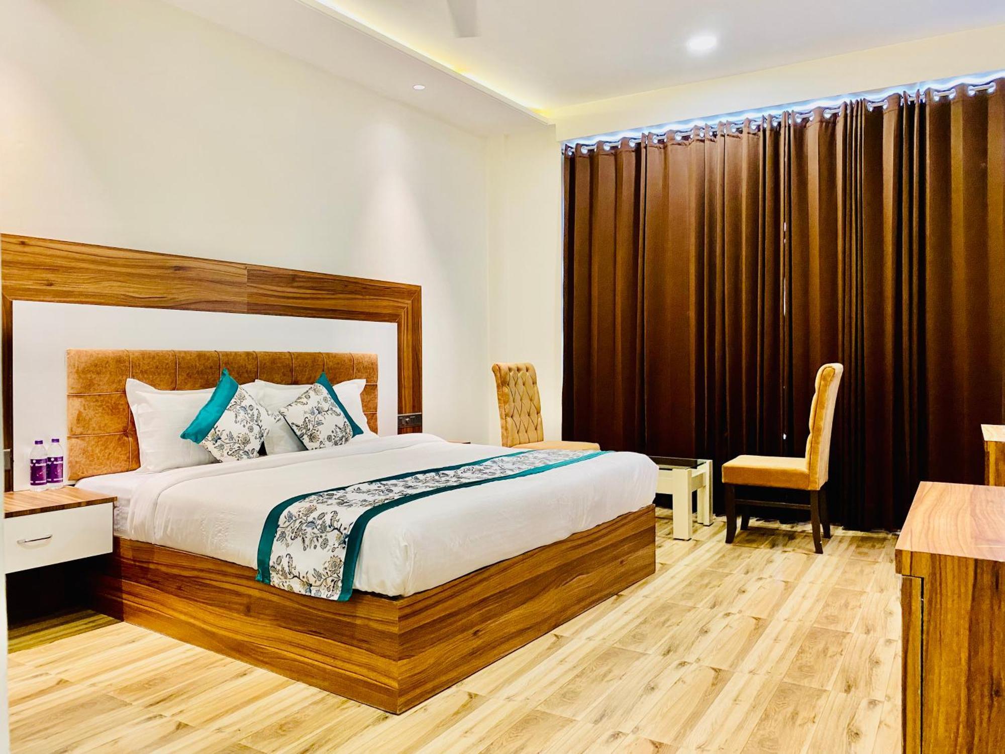 Hotel White House Walking Distance From Golden Temple- With Parking Amritsar Extérieur photo