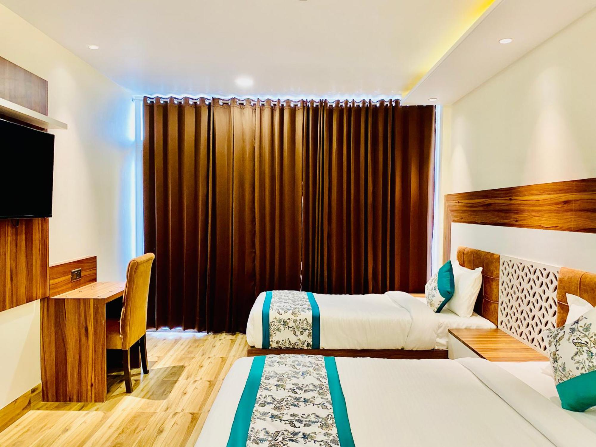 Hotel White House Walking Distance From Golden Temple- With Parking Amritsar Extérieur photo