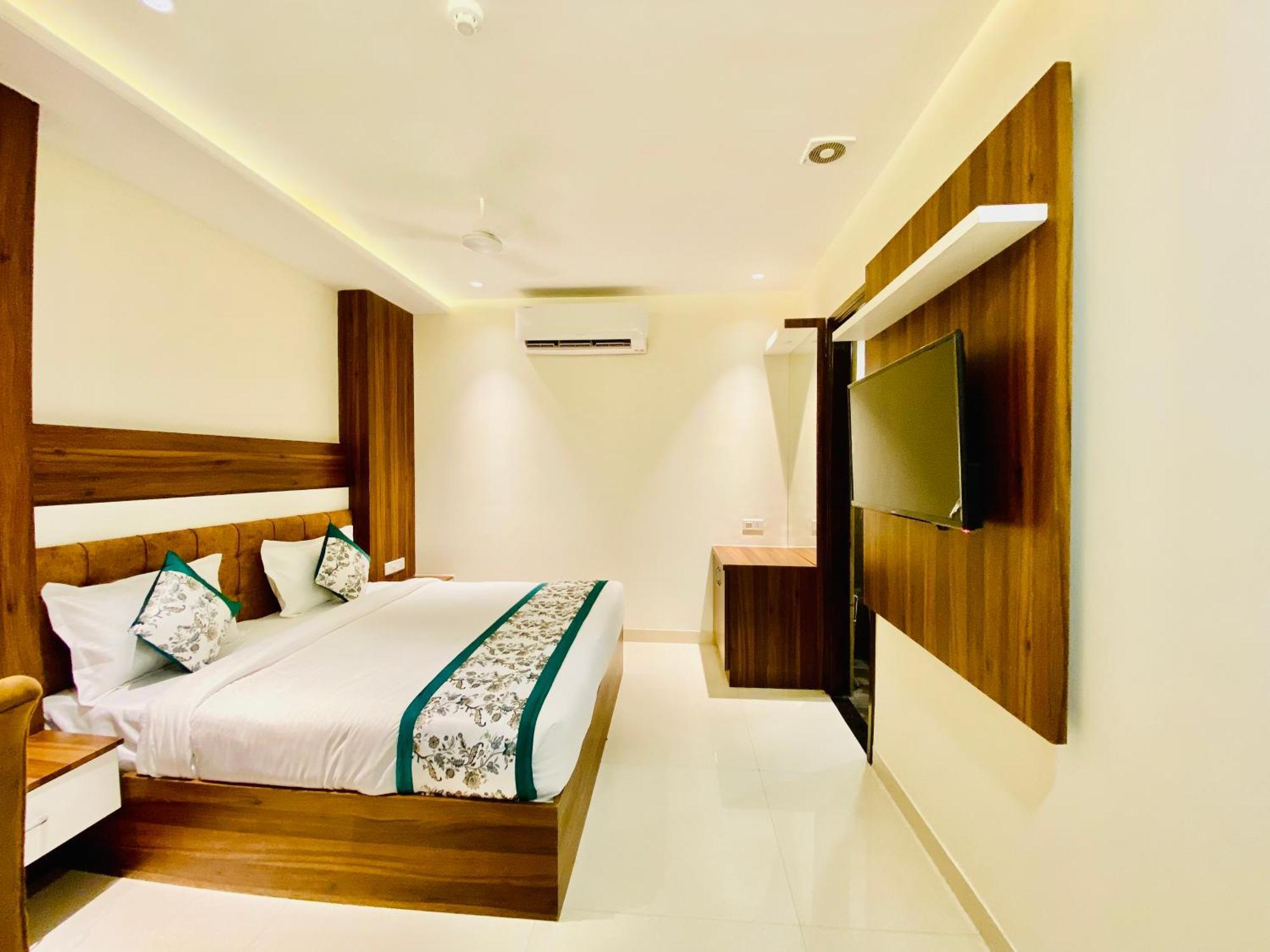 Hotel White House Walking Distance From Golden Temple- With Parking Amritsar Extérieur photo